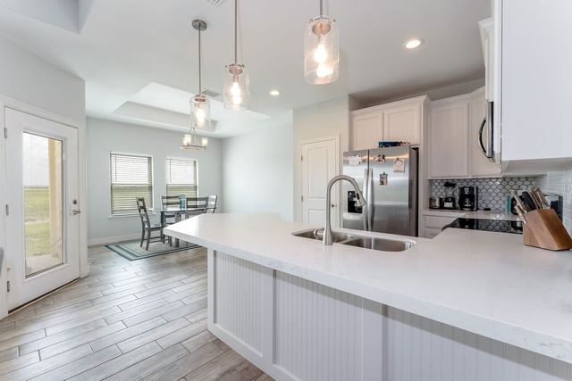 19 Valdarama Dr, Laguna Vista, TX 78578