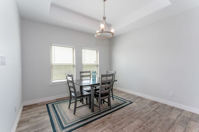 19 Valdarama Dr, Laguna Vista, TX 78578