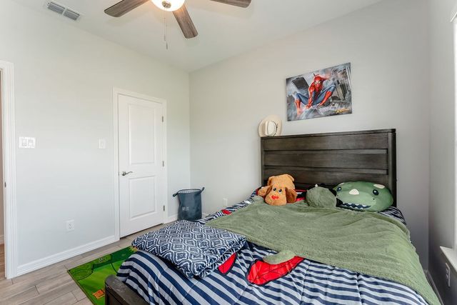 19 Valdarama Dr, Laguna Vista, TX 78578