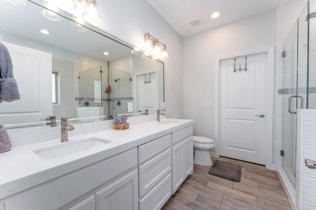 19 Valdarama Dr, Laguna Vista, TX 78578