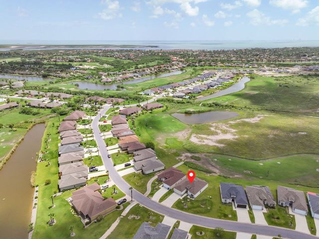 19 Valdarama Dr, Laguna Vista, TX 78578