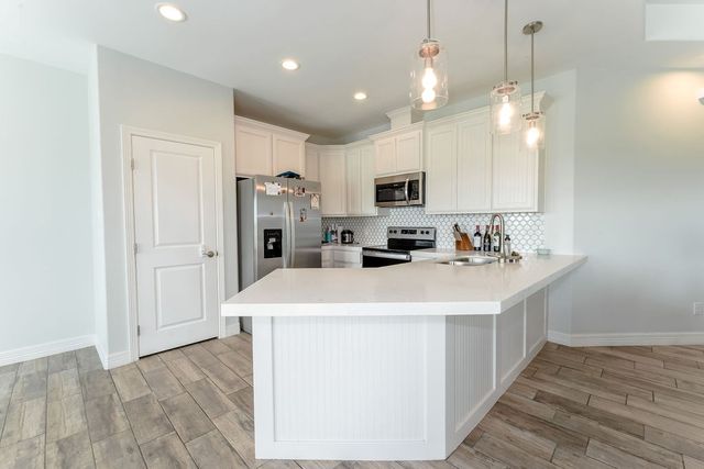 19 Valdarama Dr, Laguna Vista, TX 78578