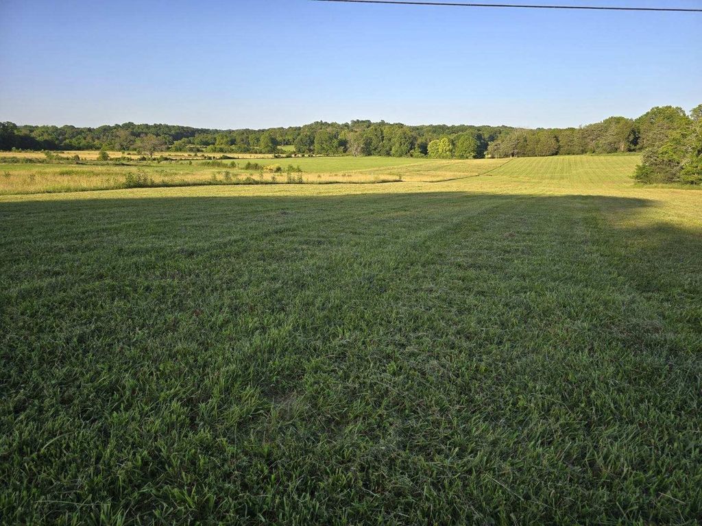 4 Cainsville Pike, Lebanon, TN 37090