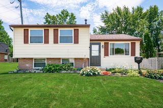 2197 Bayfield Drive, Columbus, OH 43229
