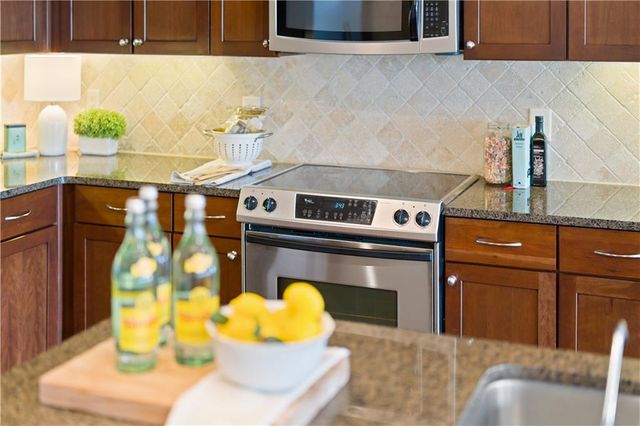 360 Chambers Street 403, Woodstock, GA 30188