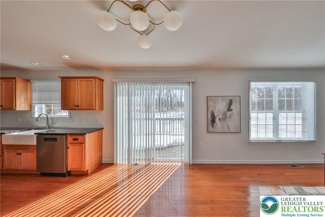 812 South Fork Drive, Forks Twp, PA 18040