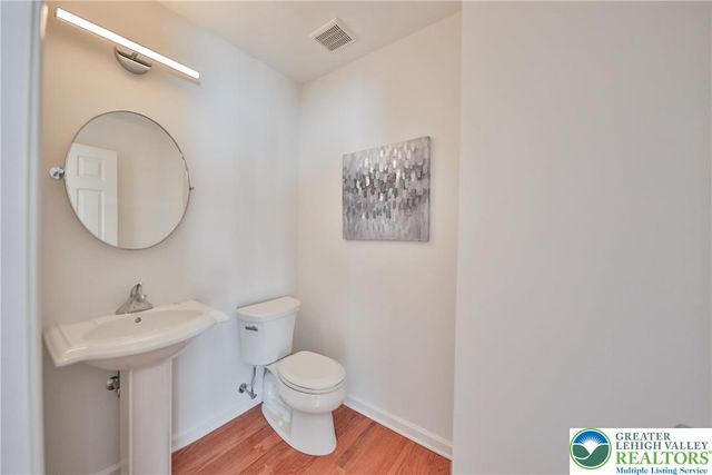 812 South Fork Drive, Forks Twp, PA 18040