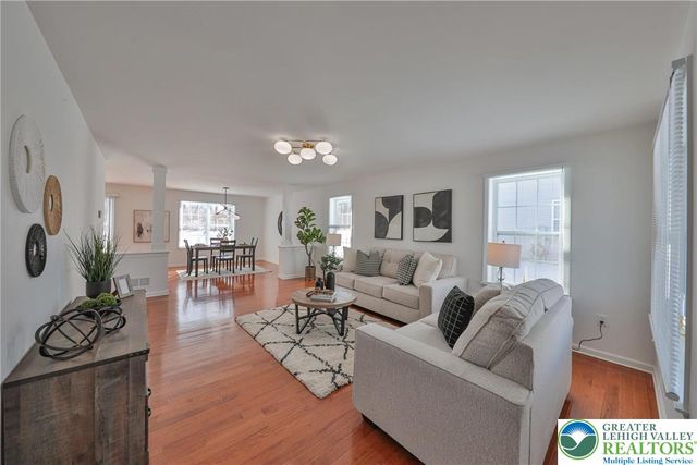 812 South Fork Drive, Forks Twp, PA 18040