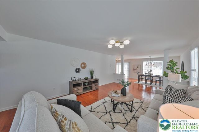 812 South Fork Drive, Forks Twp, PA 18040