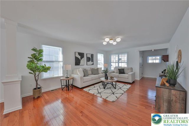 812 South Fork Drive, Forks Twp, PA 18040