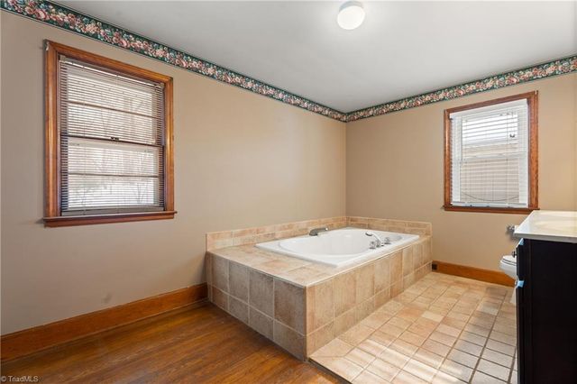 4150 High Point Road, Winston-salem, NC 27107