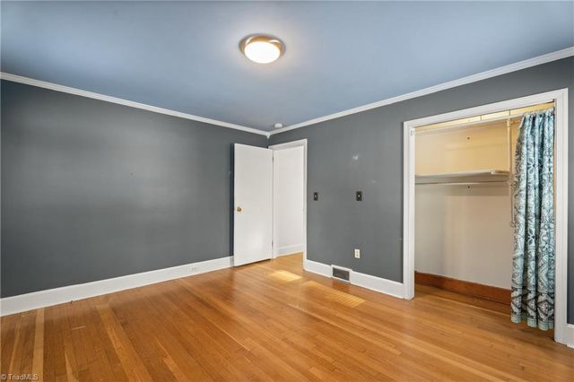 4150 High Point Road, Winston-salem, NC 27107