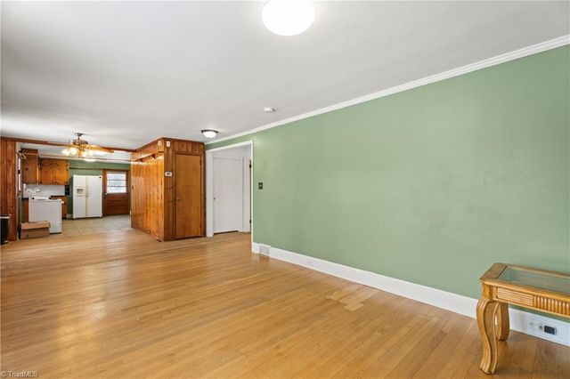 4150 High Point Road, Winston-salem, NC 27107