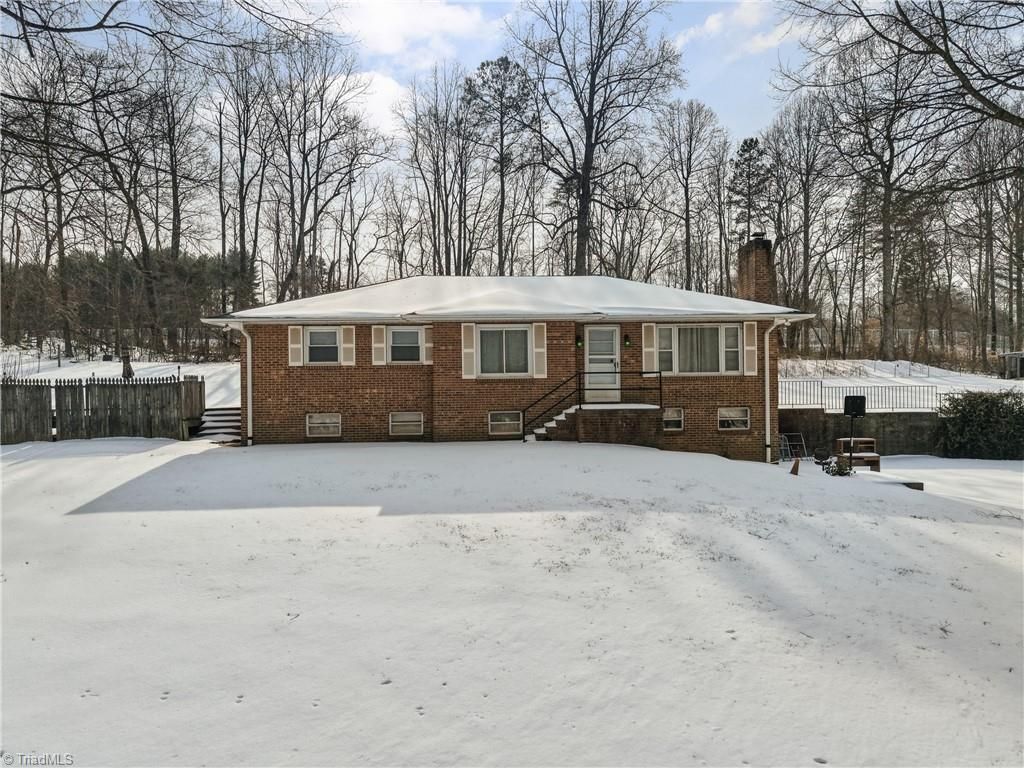 4150 High Point Road, Winston-salem, NC 27107