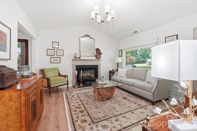 4431 Garris Road, Charlotte, NC 28209