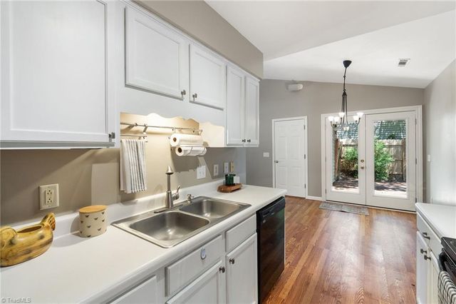 5413 Whitley Way, Greensboro, NC 27407