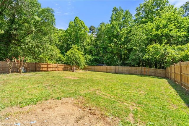 5413 Whitley Way, Greensboro, NC 27407