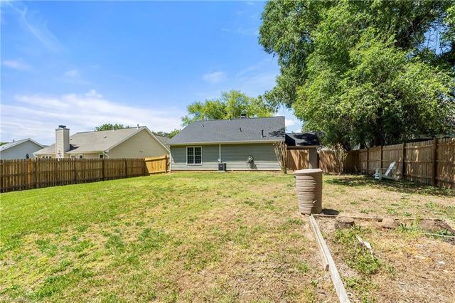 5413 Whitley Way, Greensboro, NC 27407