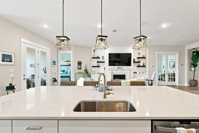537 Marsh Cove Circle, Summerville, SC 29486