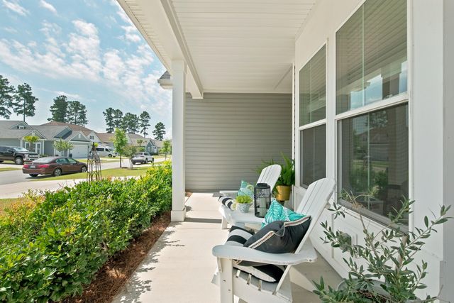 537 Marsh Cove Circle, Summerville, SC 29486