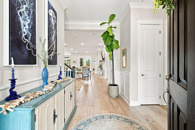 537 Marsh Cove Circle, Summerville, SC 29486