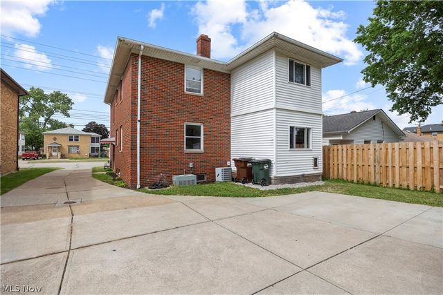 3113 Snow Road, Parma, OH 44134