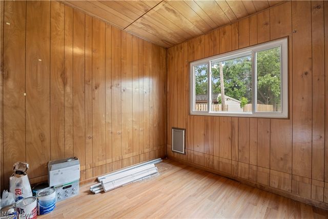 3113 Snow Road, Parma, OH 44134