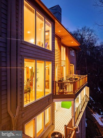 1120 GRANDVIEW TER, Wayne, PA 19087
