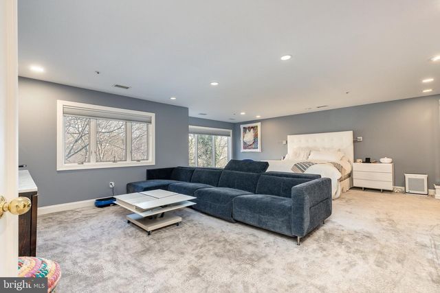 1120 GRANDVIEW TER, Wayne, PA 19087