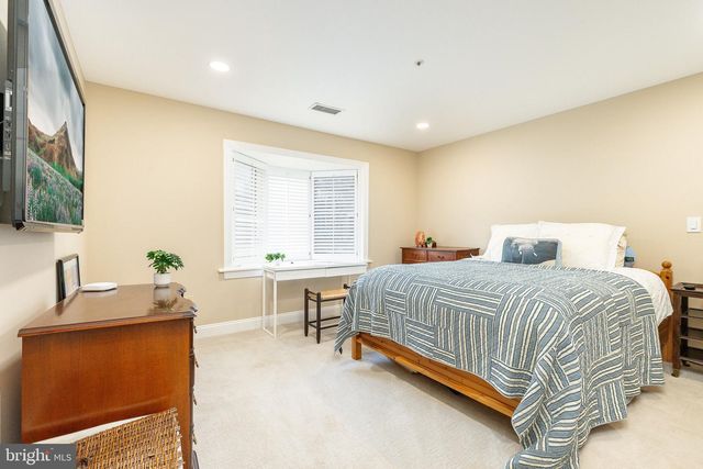 1120 GRANDVIEW TER, Wayne, PA 19087