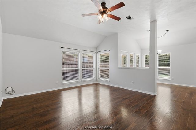 1707 Beaver Pond Court, Bryan, TX 77807