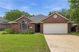 1707 Beaver Pond Court, Bryan, TX 77807