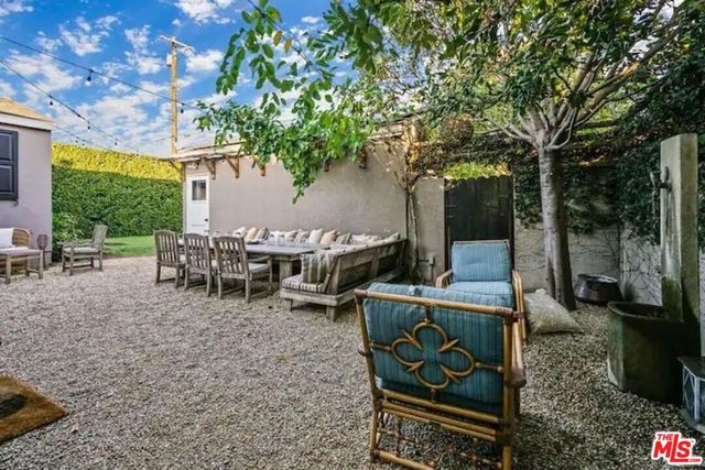 1972 Stearns Drive, Los Angeles, CA 90034