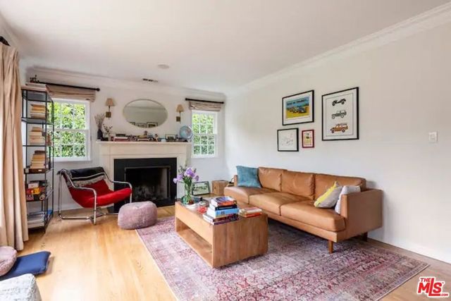 1972 Stearns Drive, Los Angeles, CA 90034