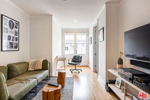 1972 Stearns Drive, Los Angeles, CA 90034