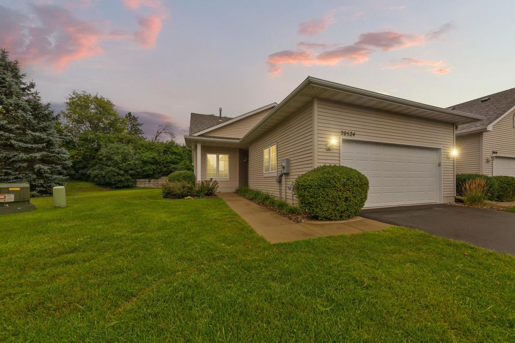20524 Eastview Curve, Farmington, MN 55024 — photo 2