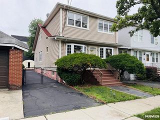 99 1st Avenue 2nd Floor, Secaucus, NJ 07094