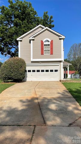 6912 Alanbrook Road, Charlotte, NC 28215