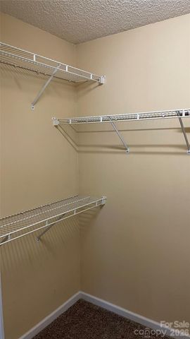 6912 Alanbrook Road, Charlotte, NC 28215