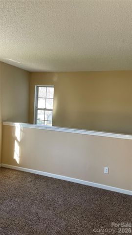 6912 Alanbrook Road, Charlotte, NC 28215