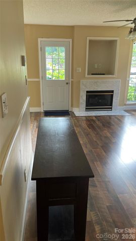 6912 Alanbrook Road, Charlotte, NC 28215