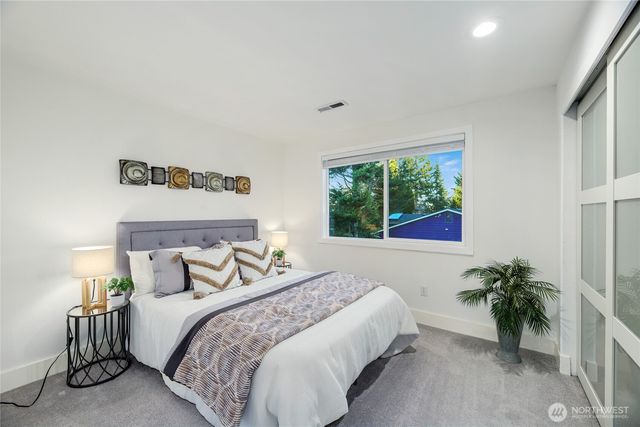 6116 152nd Avenue NE, Redmond, WA 98052