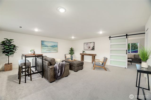 6116 152nd Avenue NE, Redmond, WA 98052