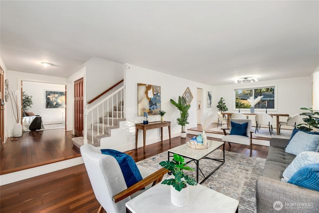 6116 152nd Avenue NE, Redmond, WA 98052