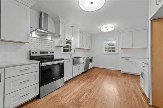 212 W Cornwallis Drive, Greensboro, NC 27408