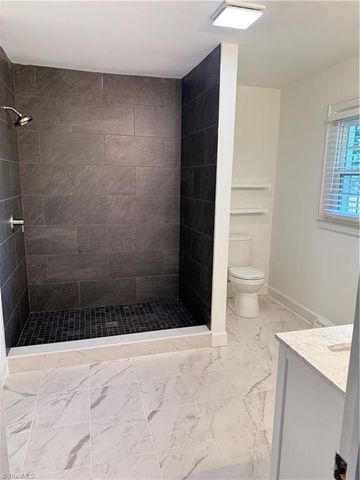 212 W Cornwallis Drive, Greensboro, NC 27408