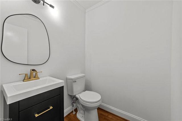 212 W Cornwallis Drive, Greensboro, NC 27408