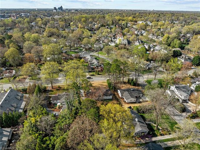 212 W Cornwallis Drive, Greensboro, NC 27408