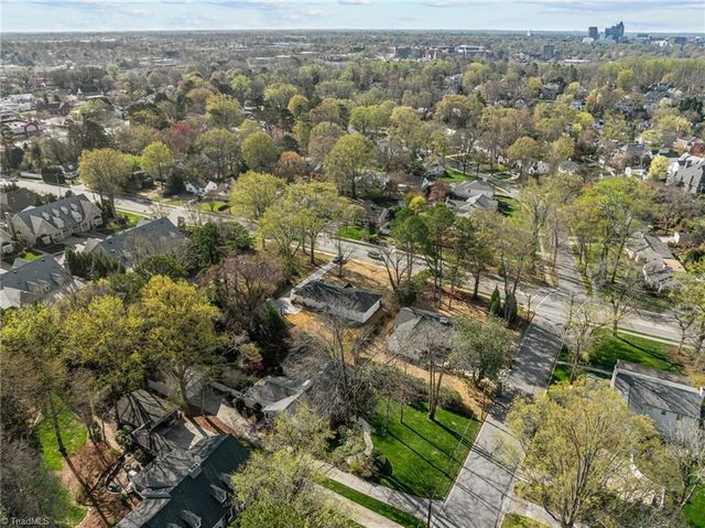 212 W Cornwallis Drive, Greensboro, NC 27408