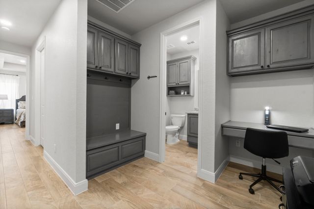 100 Calvary Drive, Adkins, TX 78101